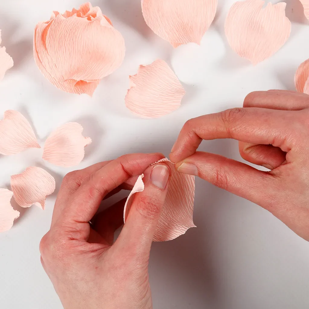 Blumen aus Krepppapier - Schritt 4