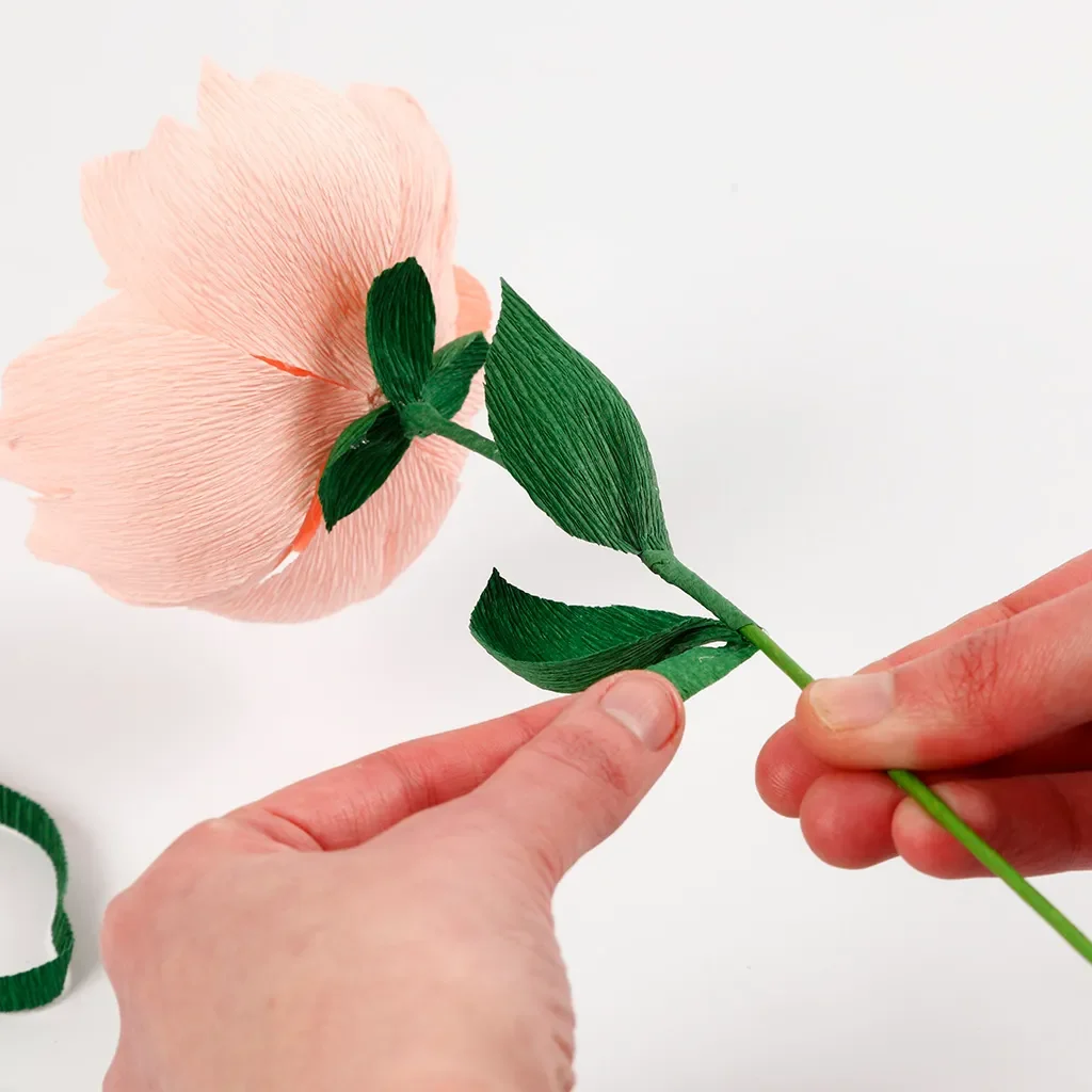 Blumen aus Krepppapier - Schritt 9